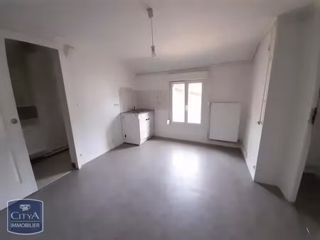 appartement à louer 1 pièce 29.2 m² - revin (08) - 315€