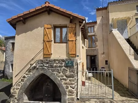 vente maison de village 5 pièces 126 m2 à auzat-la-combelle