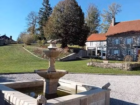 maison 3 chambres 170 m² 1 grange et 1 900 m² de terrain