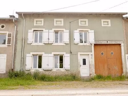 maison de village avec grange sur 7 43 ares de terrain