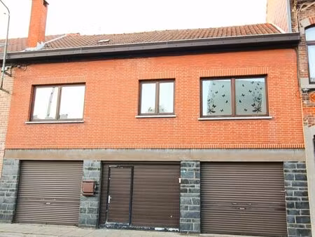 à vendre – maison bel-étage à gilly avec 3 garages