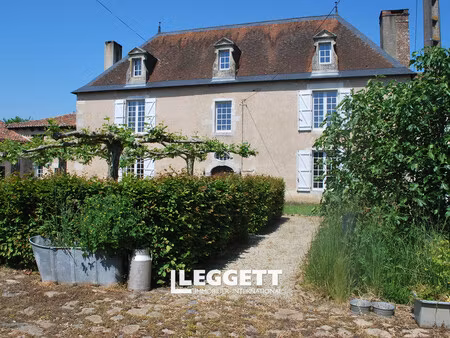 maison 11 pièce(s)  luchapt