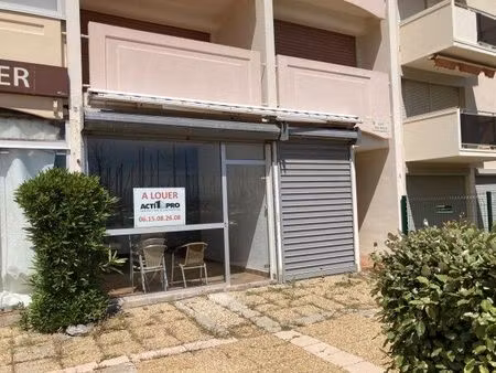 location commerce 44 m² à leucate (11370)