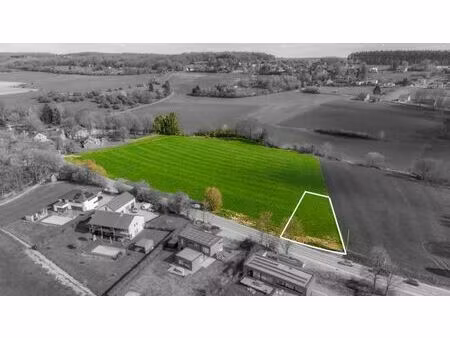 superbe terrain de plus de 14ares a vendre a wierde