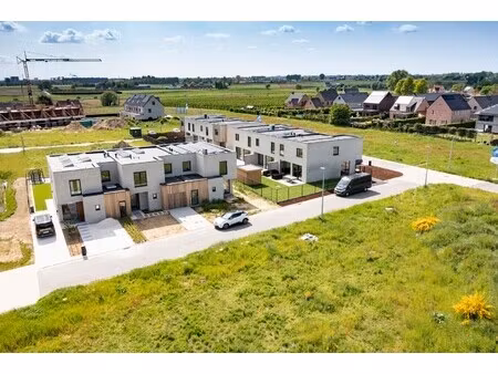 huis te koop in wakken met 3 slaapkamers