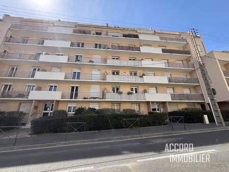 investissement !! appartement t3 loué avec balcons  parking