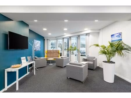 accès illimité aux espaces de travail de regus erembodegem