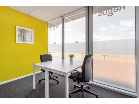 espace de bureau pour 1 à regus roeselare west wing park
