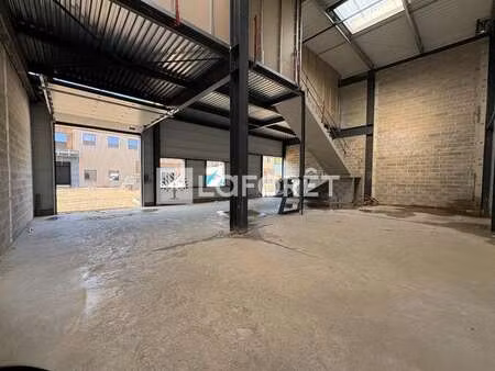 vente bureaux et commerces à oissel (76350) : à vendre / 438m² oissel