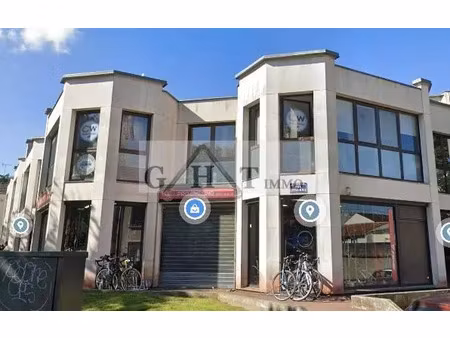 220 m² boutique / bureaux à louer le perreux