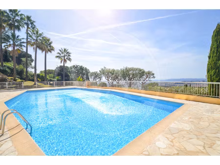 nice la lanterne studio 25 m2 avec loggia  piscine  un grand