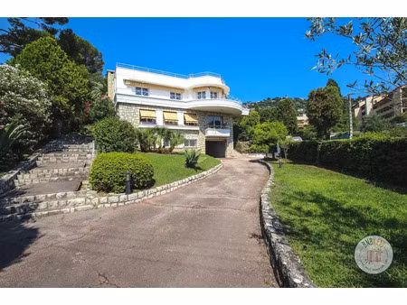 location meublée appartement 4 pièces 128 m² à cannes la bocca (06150)  2 890 €