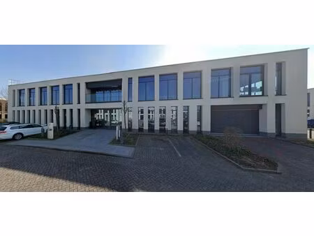 nice offices to let as from 200 m² up to 6.000 m²