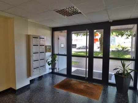 appartement 4 pièces 83 m² – garage + cave + parking + ascenseur