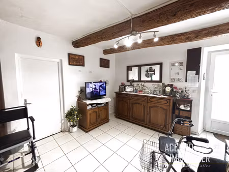 investissement ! maison de village t4 louée à puisserguier