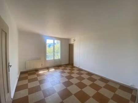 location appartement 3 pièces à manosque (04100)
