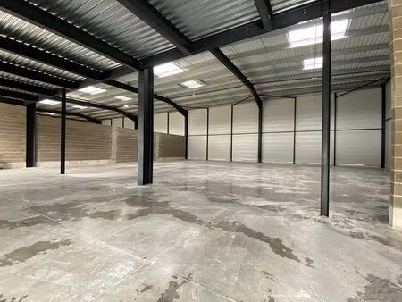 location entrepôt / local d'activités le haillan 10 624 m²