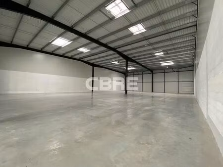 location entrepôt / local d'activités le haillan 10 635 m²