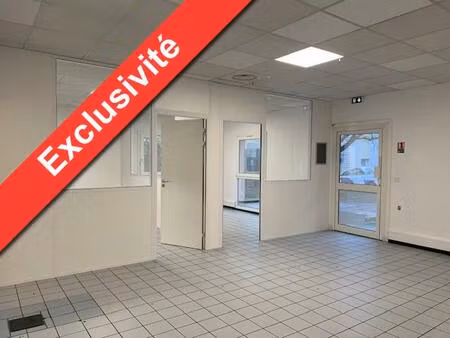 location local commercial 175m² brignoles 83170