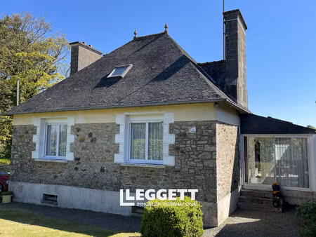 maison 4 pièce(s)  saint-connan