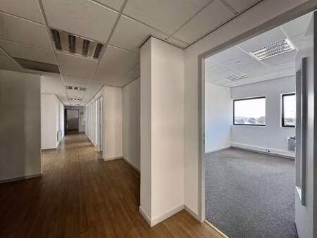 vente bureaux et commerces à nantes bellevue (44000) : à vendre / 150m² nantes bellevue