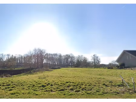 terrain constructible de 2285m2 à naours