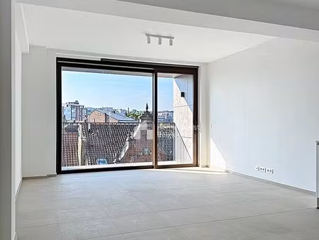 appartement à louer à rue jourdan 95 saint-gilles (vbc82074)