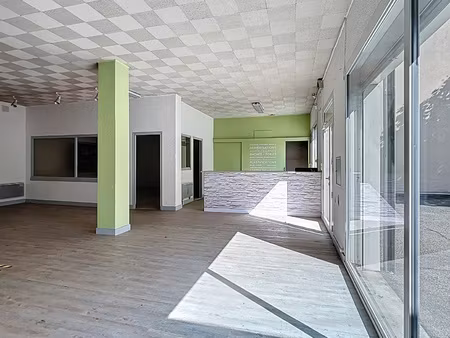 à vendre bâtiment commercial de 266 m2 valence (quartier