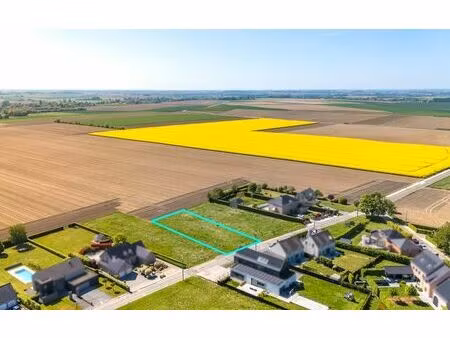 belle parcelle orientée sud-ouest  vue dégagée