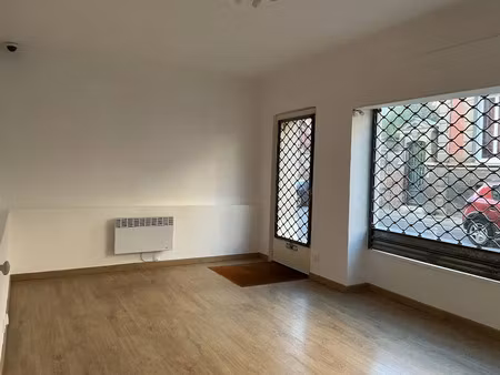 location locaux professionnels 1 pièce 25 m² à louviers (27400)  465 €