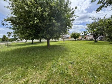 mussy sur seine : terrain clot de 1300m2 à batir dans villa