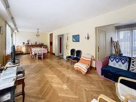 vente maison à concarneau (29900) : à vendre / 196m² concarneau