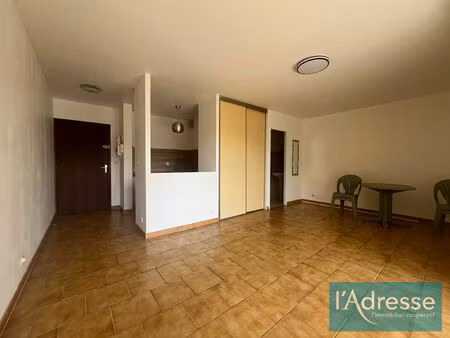 location appartement 1 pièce  32.00m²  ajaccio