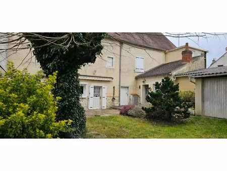 proche argenton sur creuse