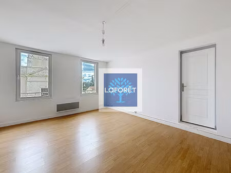 appartement spacieux centre de montendre