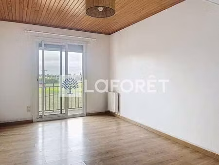 location appartement t1 à louzy (79100) : à louer t1 / 36m² louzy