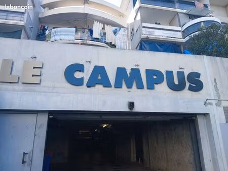 place de parking dans résidence sécurisée 13014 marseille