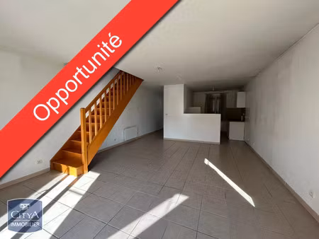 maison à vendre 3 pièces 79.88 m² - estissac (10) - 110 000€