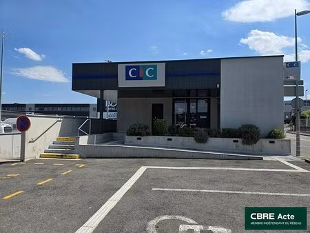 location bureau laxou 145 m²