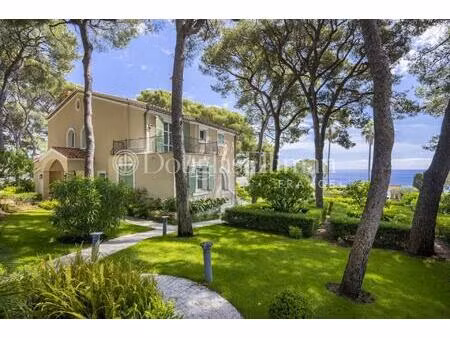 saint-jean-cap-ferrat - propriété avec vue mer proche du grand hô