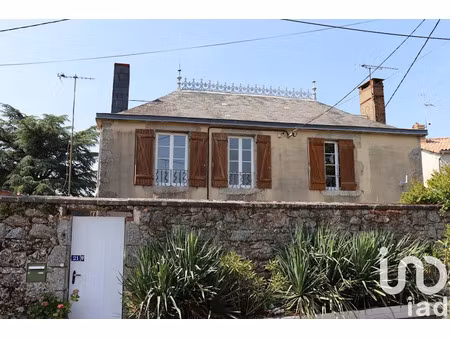 vente maison 5 pièces 116 m² à largeasse (79240)  134 500 €