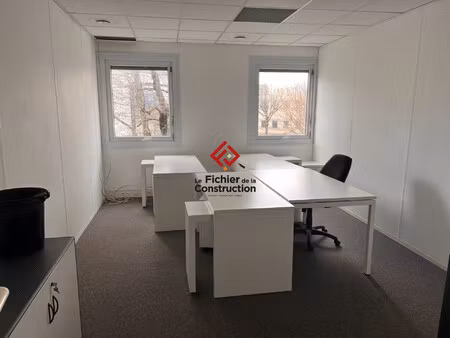 location local commercial 361m² echirolles 38130