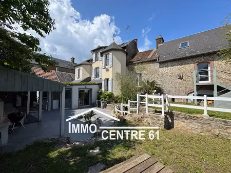 vente maison 8 pièces 228 m² à carrouges (61320)  185 000 €