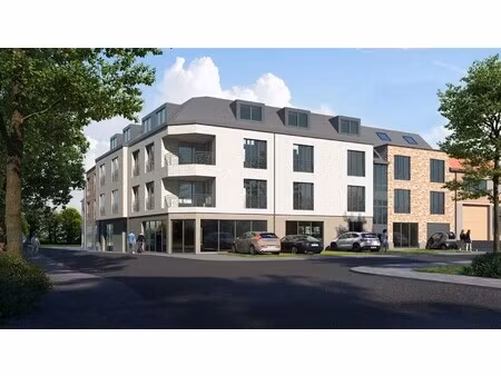 gelijkvloerse handelsruimte met bureau van 85m²