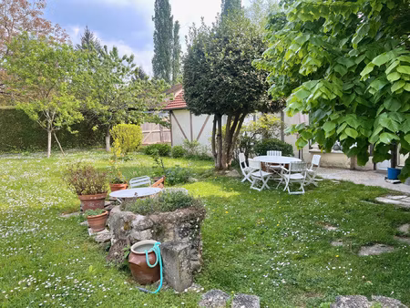 maison de charme piscine et ponton à 1 h de paris !