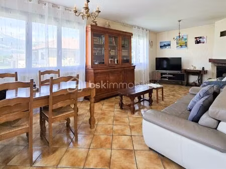 maison de 160 m² à champ-sur-drac