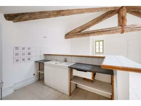 grand appartement 3 pièces rénové par un architecte