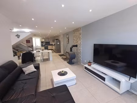 vente maison 5 pièces 190 m² à saint-béat (31440)  209 000 €