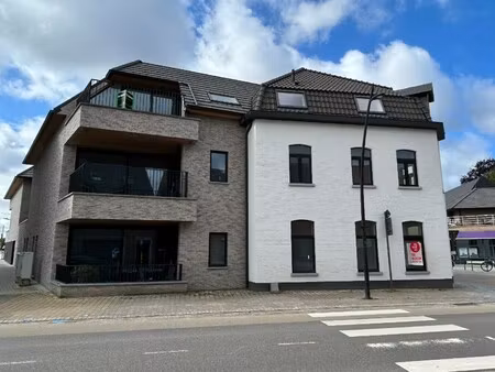 appartement te koop in wielsbeke met 2 slaapkamers