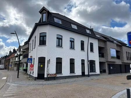 appartement te koop in sint-baafs-vijve met 2 slaapkamers
